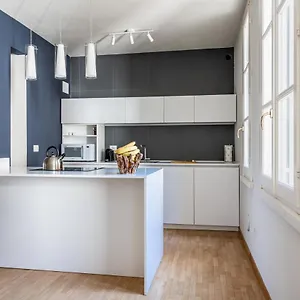 Officina7 Large Appartement
