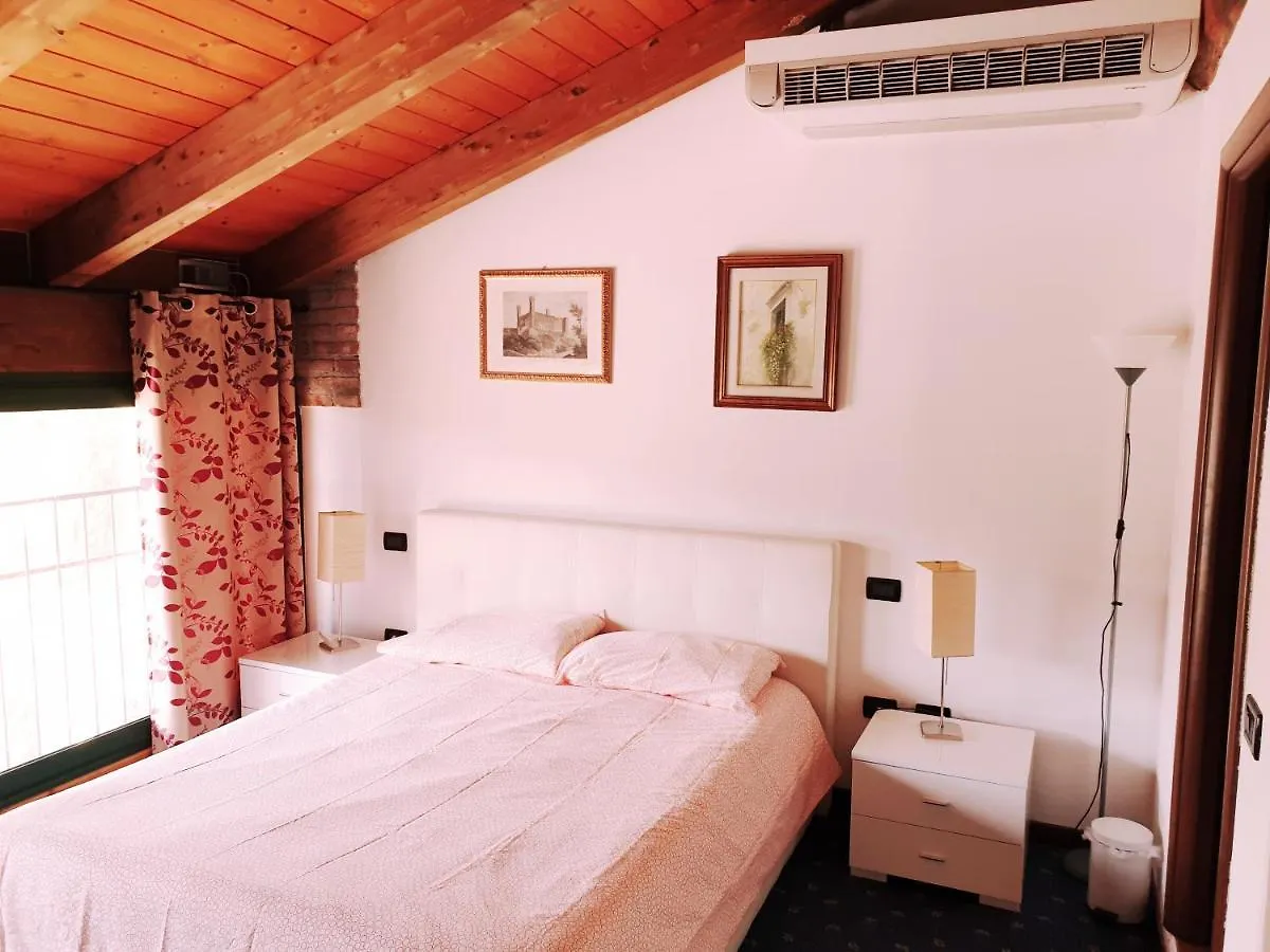Vakantieboerderij Shazin Stud Villa Alseno